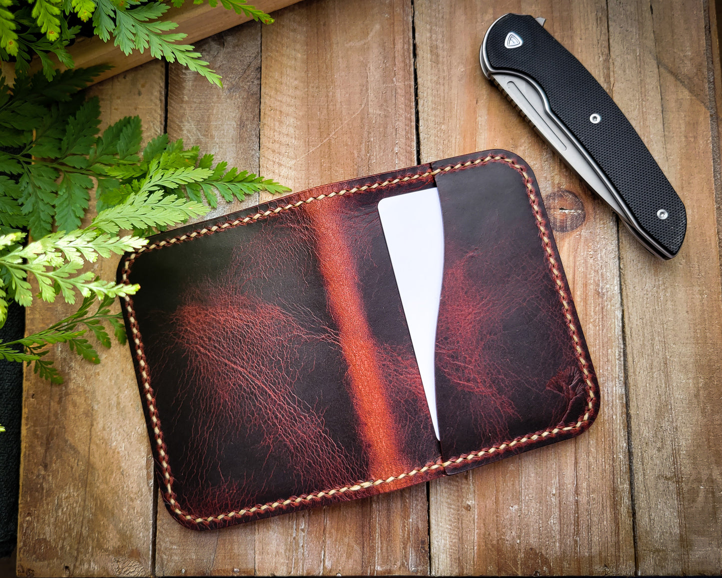 Stevens minimalist bifold | Tobacco and Green