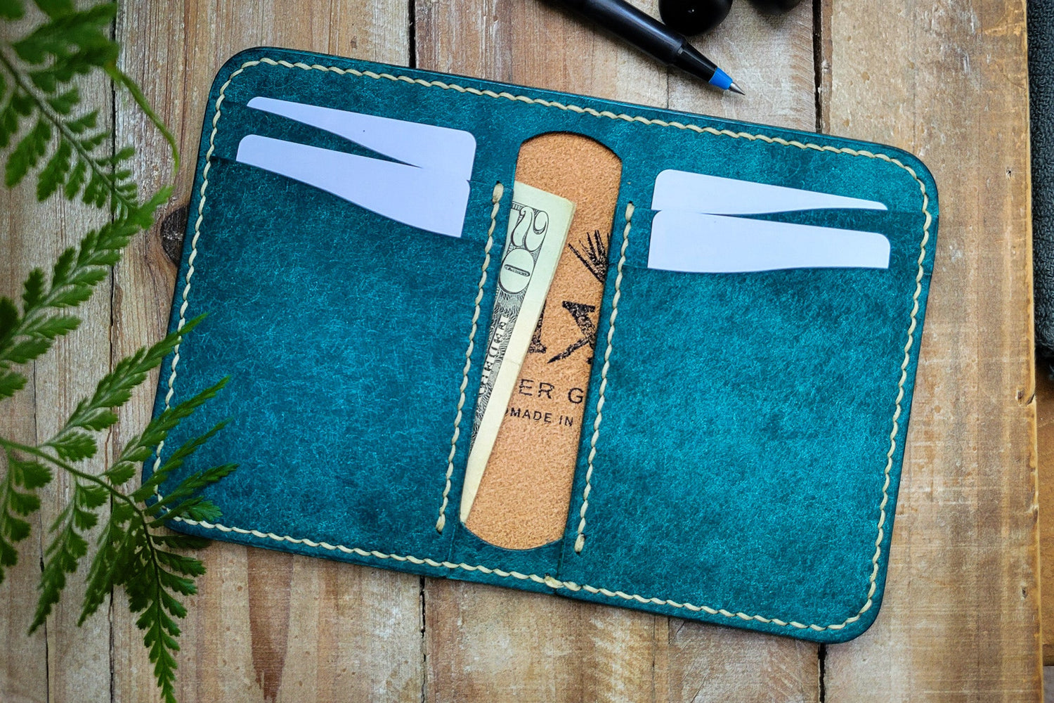 Vertical Bifold Wallet | The Deering