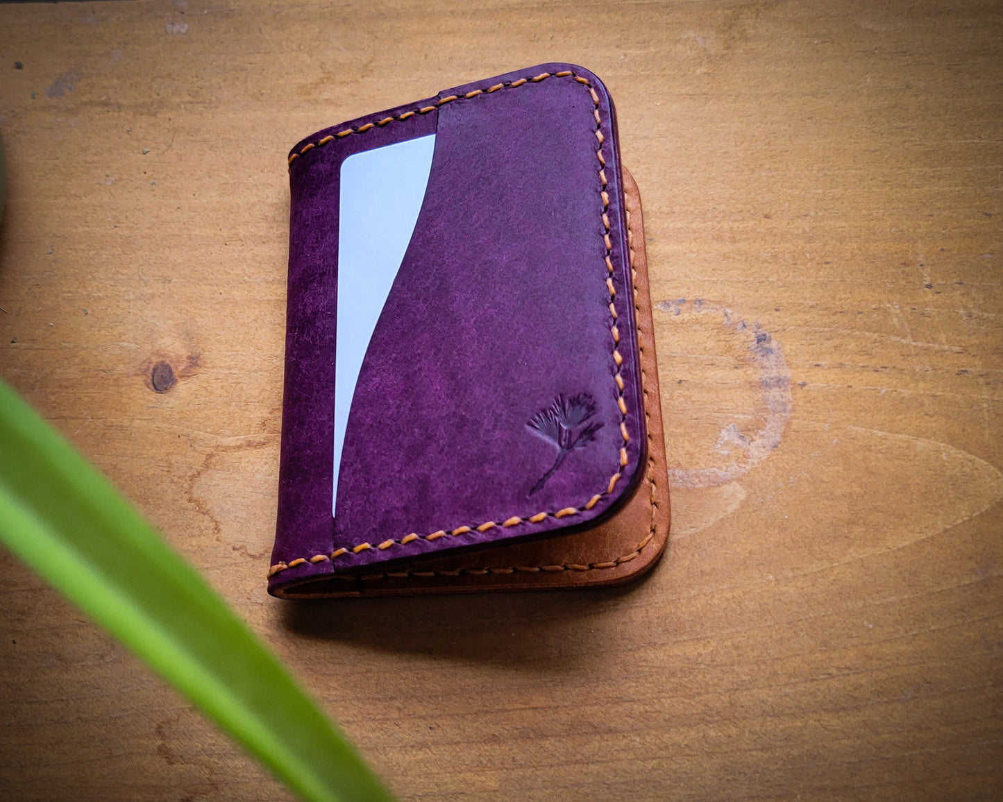 Stevens minimalist bifold