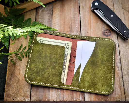 Stevens minimalist bifold | Tobacco and Green